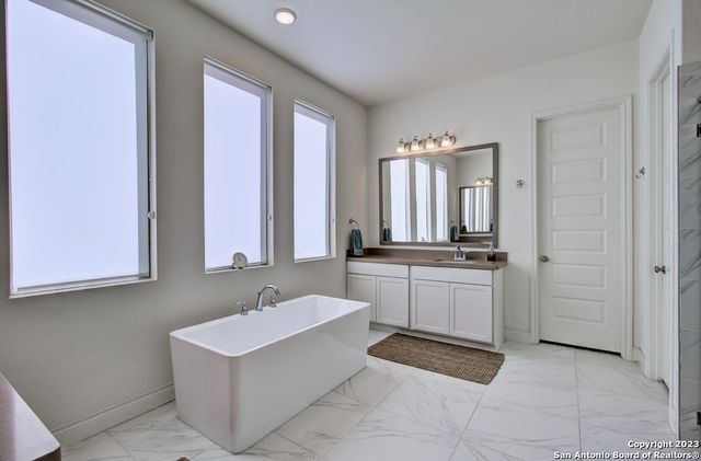 28554 SHAILENE DR, San Antonio, TX 78260