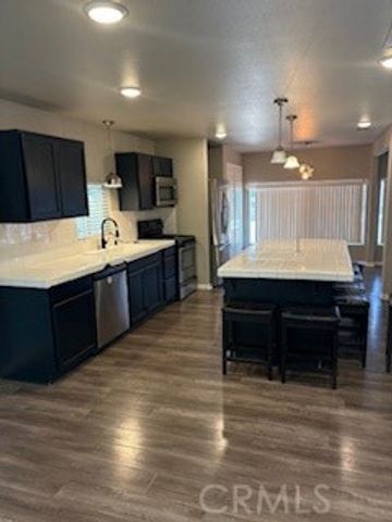 23186 Skylink, Canyon Lake, CA 92587