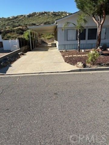 23186 Skylink, Canyon Lake, CA 92587