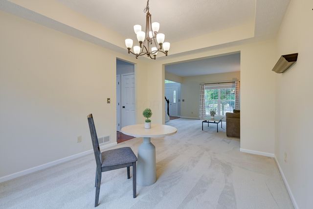 6719 Wynwright Drive, Dublin, OH 43016