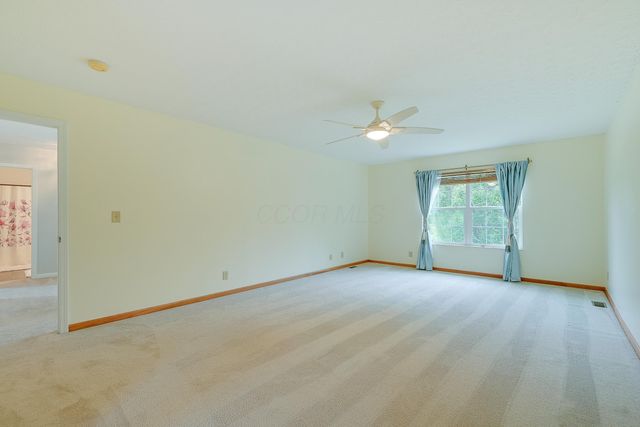 6719 Wynwright Drive, Dublin, OH 43016