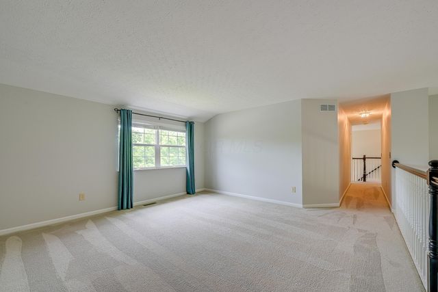6719 Wynwright Drive, Dublin, OH 43016