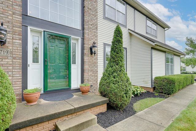 6719 Wynwright Drive, Dublin, OH 43016