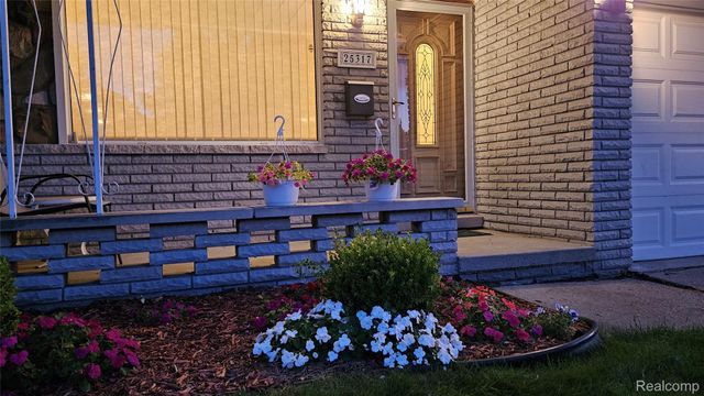 25317 Koths Street, Taylor, MI 48180