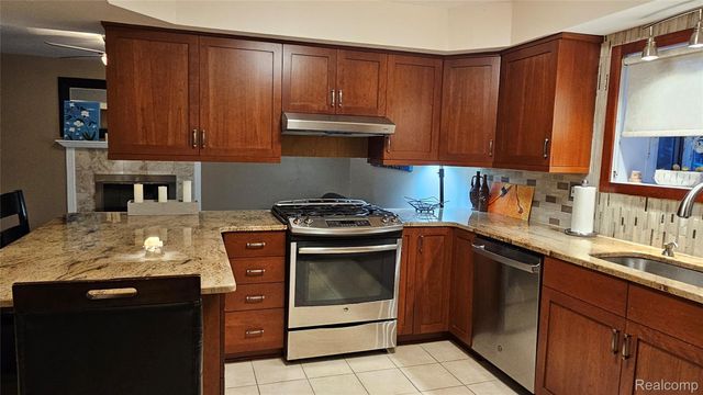 25317 Koths Street, Taylor, MI 48180