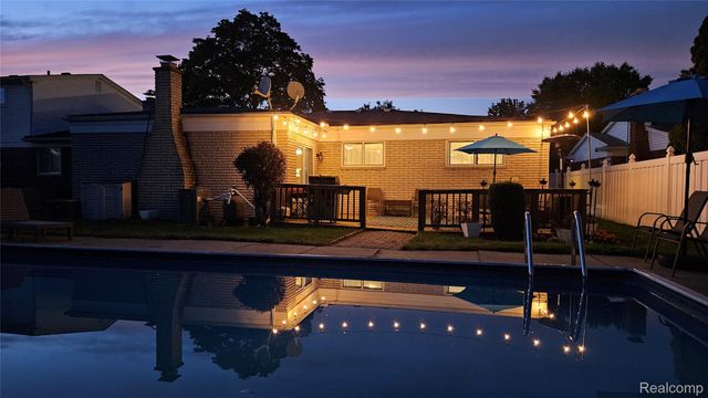25317 Koths Street, Taylor, MI 48180