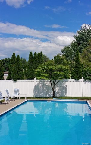 25317 Koths Street, Taylor, MI 48180