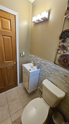 25317 Koths Street, Taylor, MI 48180