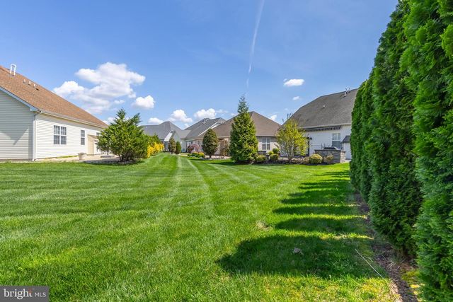 703 WEATHERBY DR, Deptford, NJ 08096