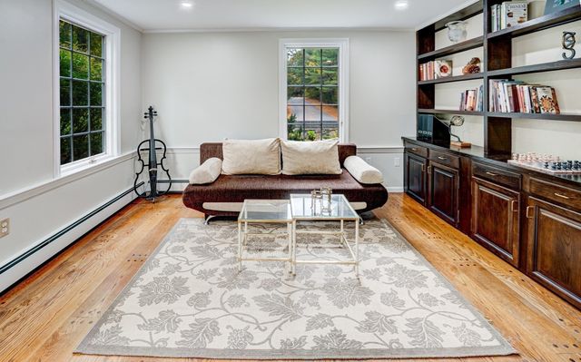 24 Milne Cove Rd, Carlisle, MA 01741