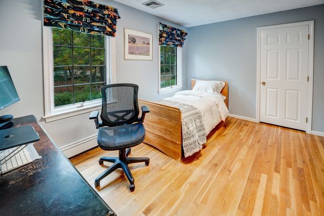 24 Milne Cove Rd, Carlisle, MA 01741