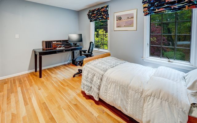 24 Milne Cove Rd, Carlisle, MA 01741