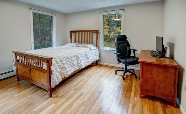 24 Milne Cove Rd, Carlisle, MA 01741