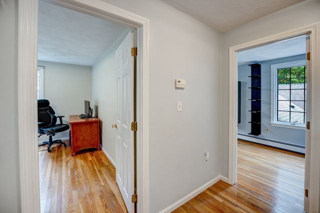 24 Milne Cove Rd, Carlisle, MA 01741
