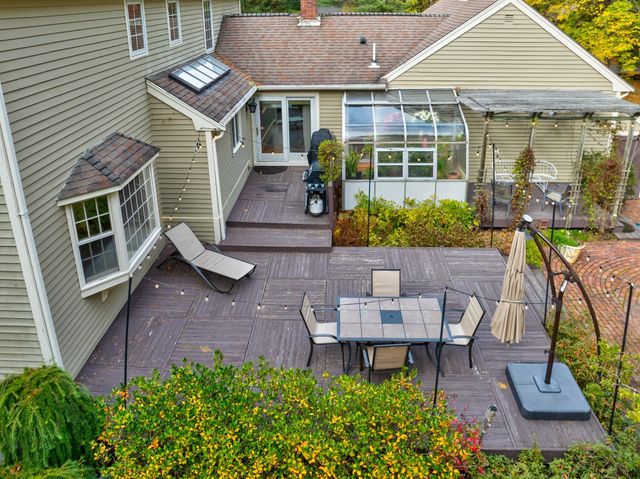 24 Milne Cove Rd, Carlisle, MA 01741