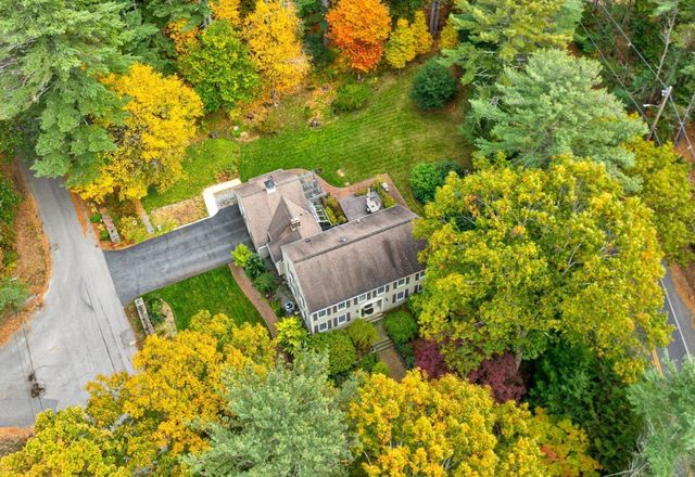 24 Milne Cove Rd, Carlisle, MA 01741