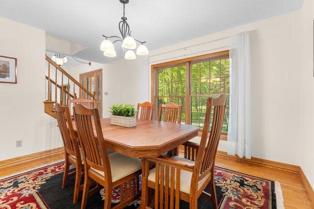 1937 Sagewood Court NW, Rochester, MN 55901