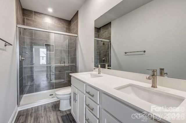 102 Abercorne Way TH-C5, Mooresville, NC 28115