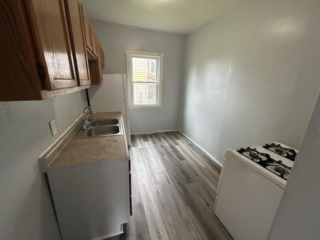1533 Winslow STREET, Racine, WI 53404