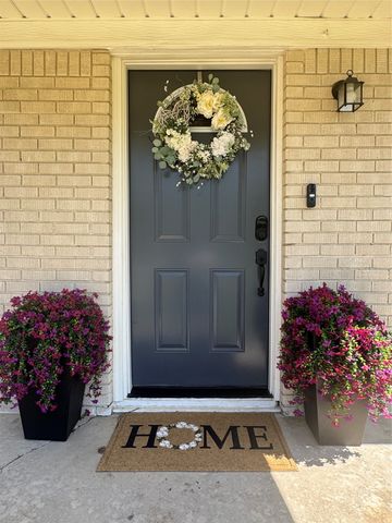 3808 Granada Drive, Richland Hills, TX 76118