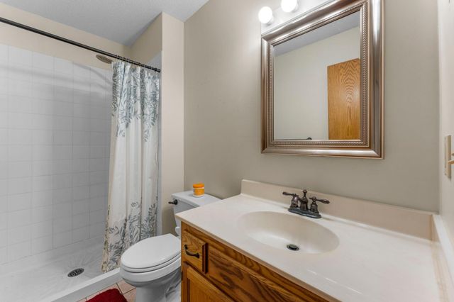2641 Oak Ridge Drive, Monticello, MN 55362