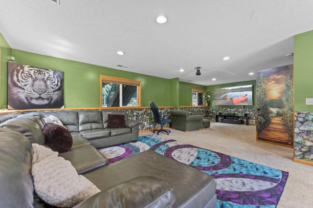 2641 Oak Ridge Drive, Monticello, MN 55362