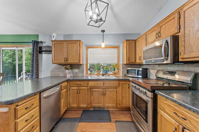 2641 Oak Ridge Drive, Monticello, MN 55362