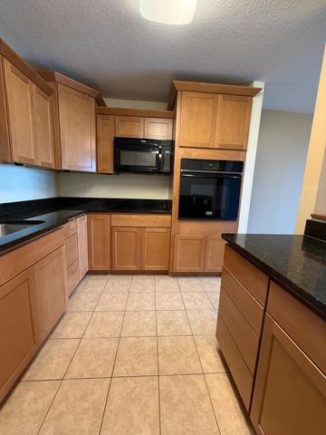 6500 Woodlake Drive 707, Richfield, MN 55423