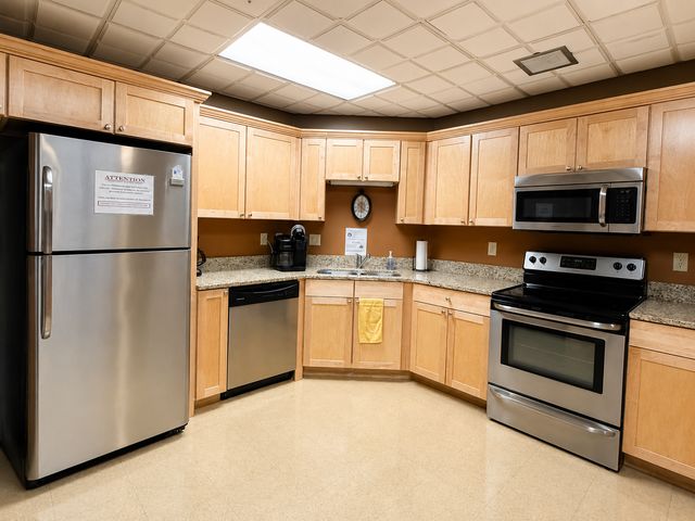 6500 Woodlake Drive 707, Richfield, MN 55423