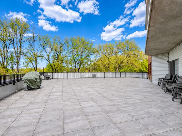 6500 Woodlake Drive 707, Richfield, MN 55423