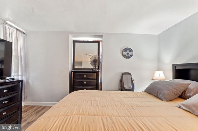 47 49 S BROAD ST, Woodbury, NJ 08096