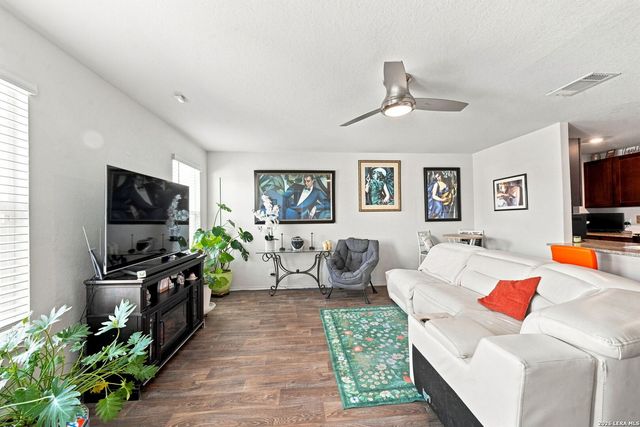 1110 Western Whipbird, San Antonio, TX 78253