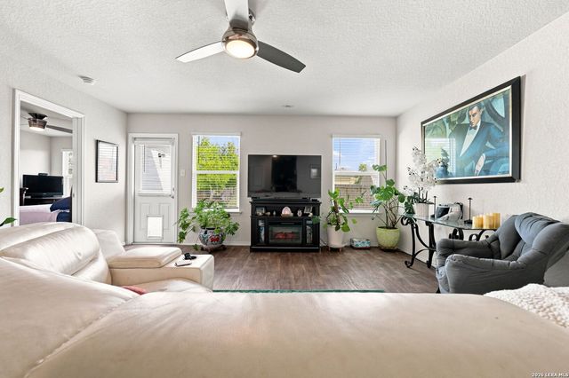 1110 Western Whipbird, San Antonio, TX 78253