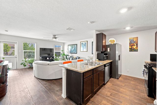 1110 Western Whipbird, San Antonio, TX 78253