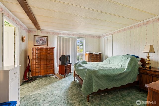 1622 W Young Street, Elma, WA 98541