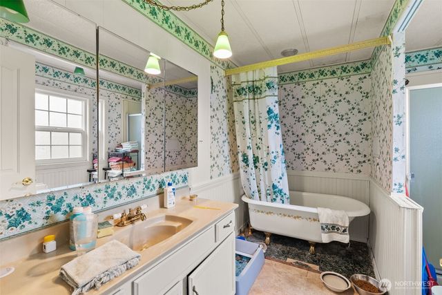 1622 W Young Street, Elma, WA 98541