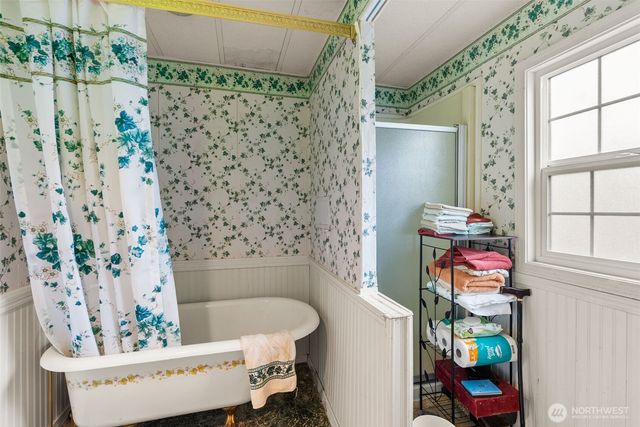 1622 W Young Street, Elma, WA 98541