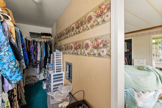 1622 W Young Street, Elma, WA 98541