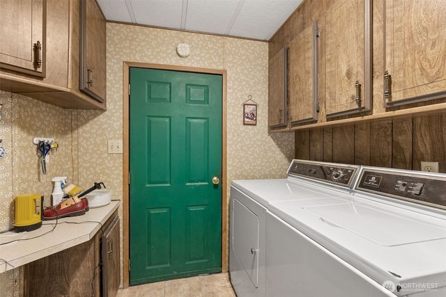 1622 W Young Street, Elma, WA 98541