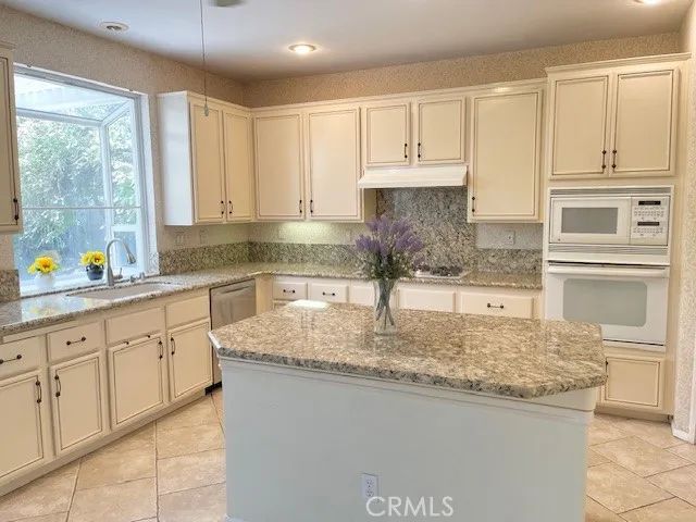 45360 Vista Verde, Temecula, CA 92592