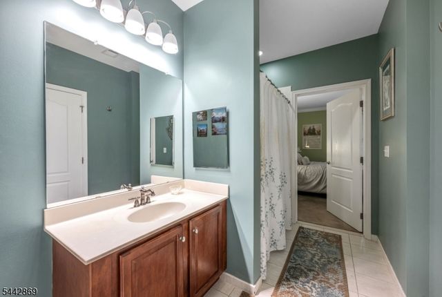 6303 Brookhaven Ct 303, Riverdale Boro, NJ 07457