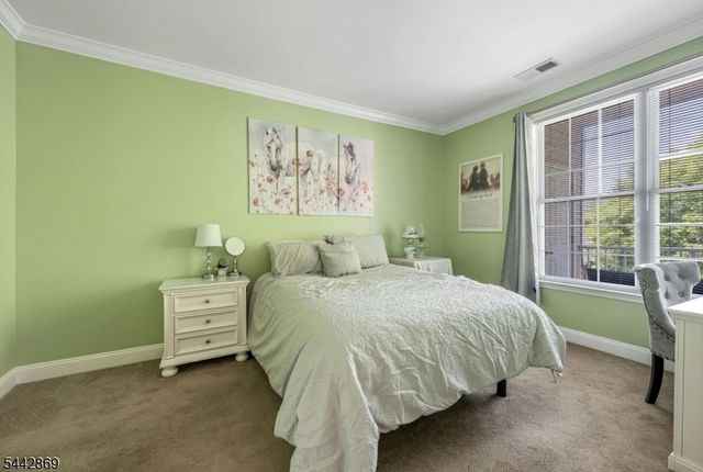 6303 Brookhaven Ct 303, Riverdale Boro, NJ 07457