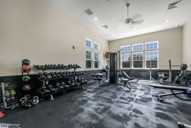6303 Brookhaven Ct 303, Riverdale Boro, NJ 07457