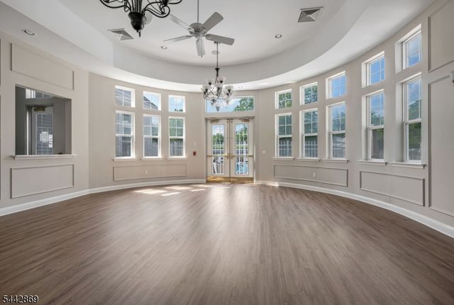 6303 Brookhaven Ct 303, Riverdale Boro, NJ 07457