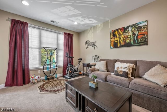 6303 Brookhaven Ct 303, Riverdale Boro, NJ 07457