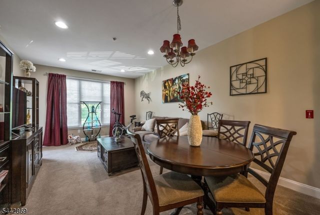 6303 Brookhaven Ct 303, Riverdale Boro, NJ 07457