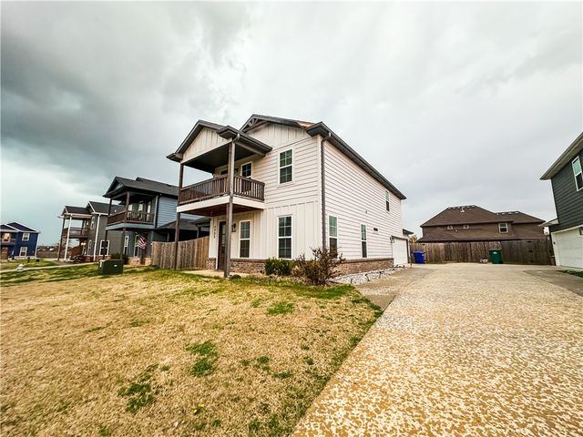 1733 W Whitney Lane, Rogers, AR 72758