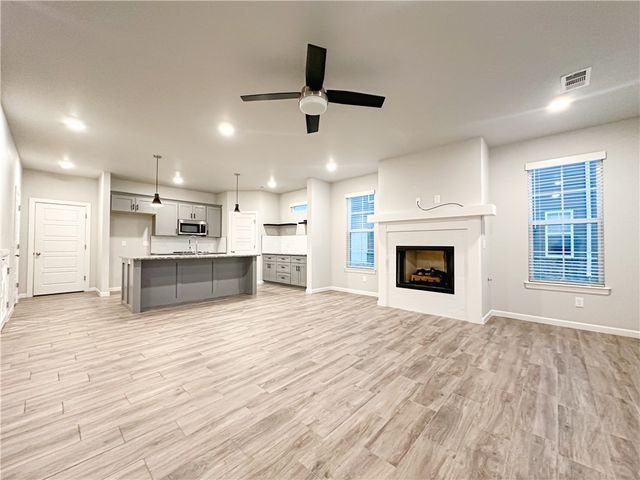 1733 W Whitney Lane, Rogers, AR 72758
