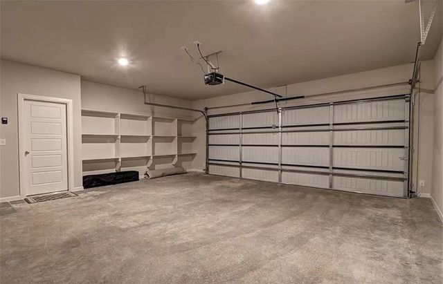 1733 W Whitney Lane, Rogers, AR 72758