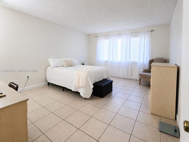 6980 NW 186th Street 3-117, Hialeah, FL 33015